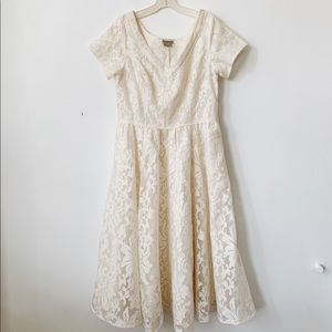 Eshakti off white lace wedding dress tea size 14